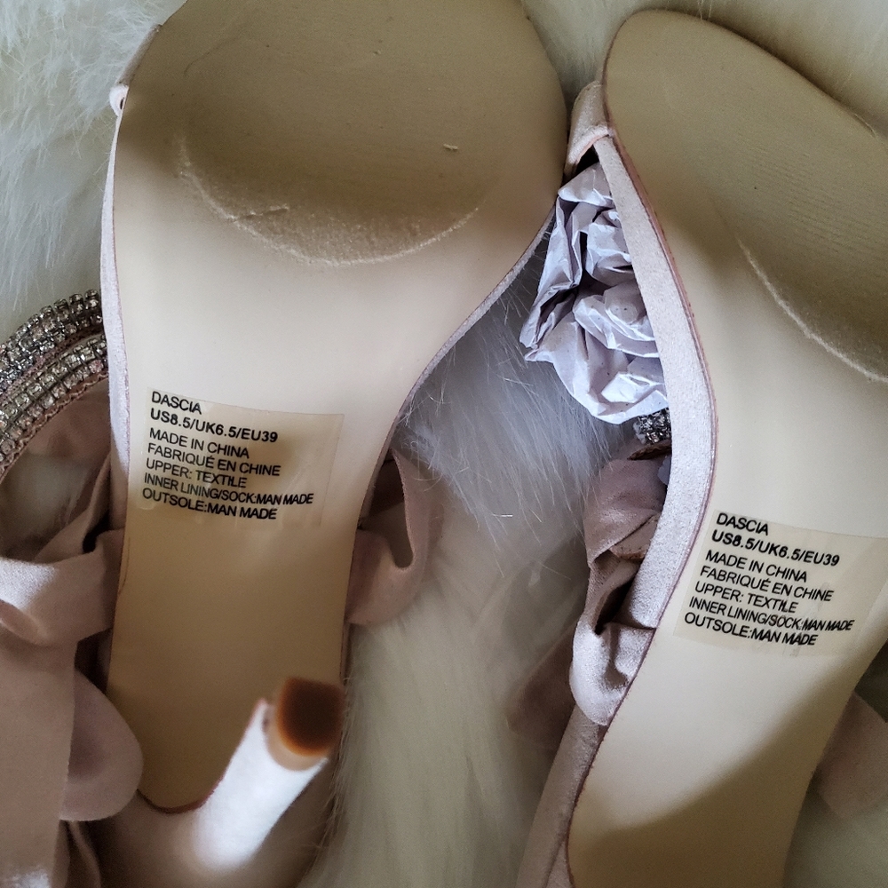 Shoes - Picture 3 of 3